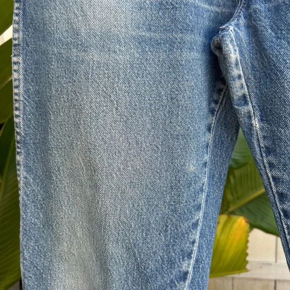 Vintage 1990s Wrangler Jeans 990 USA Made Faded Blue Denim 32x32 - Picture 2 of 7